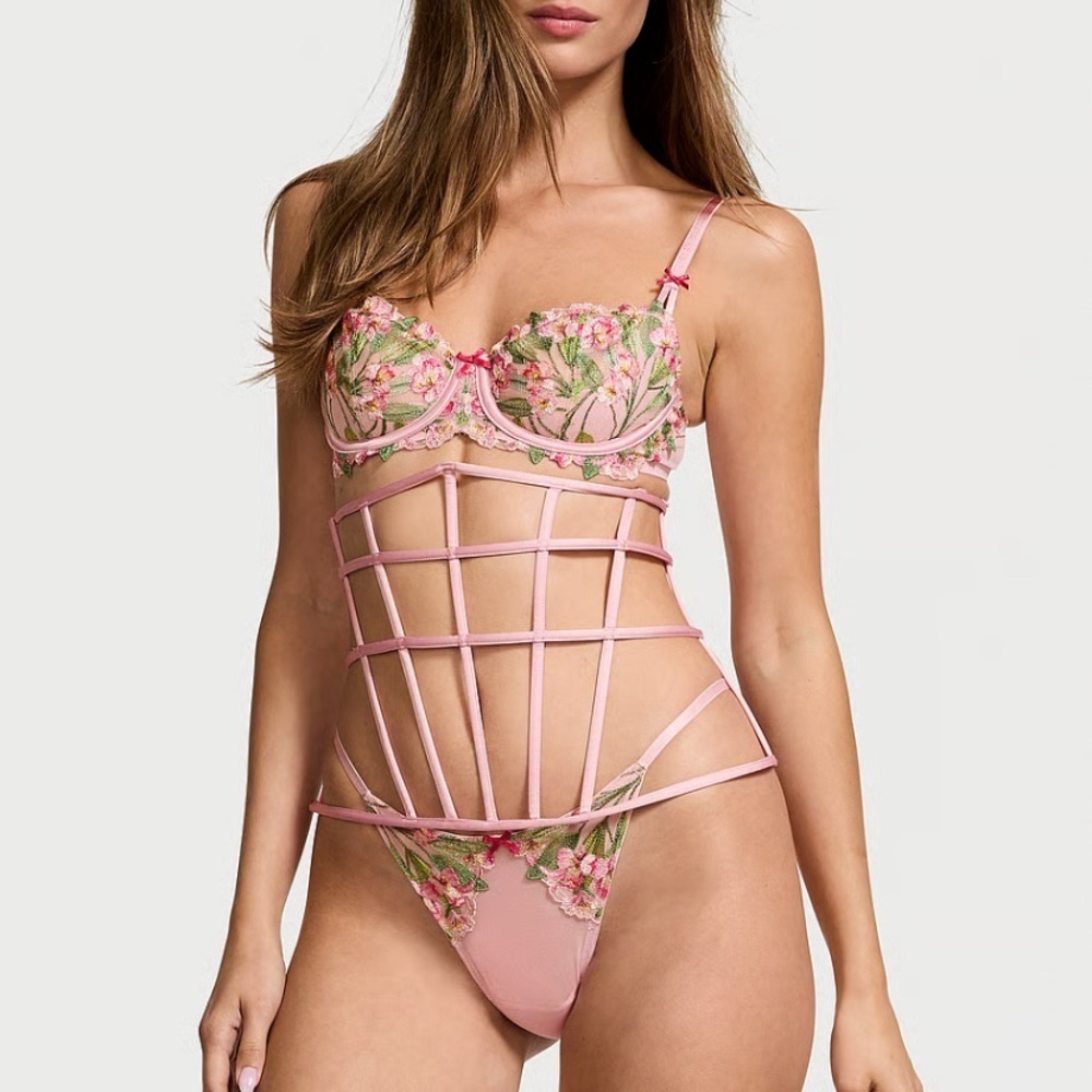 New! Victoria's Secret DREAM ANGELS Caged Underbust Corset nbnn